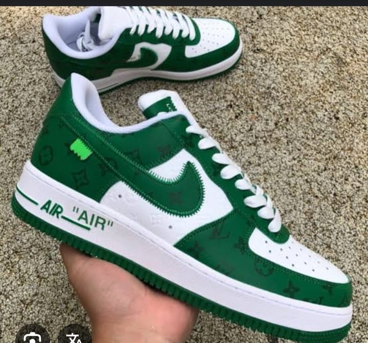 Nike Air Force 1
