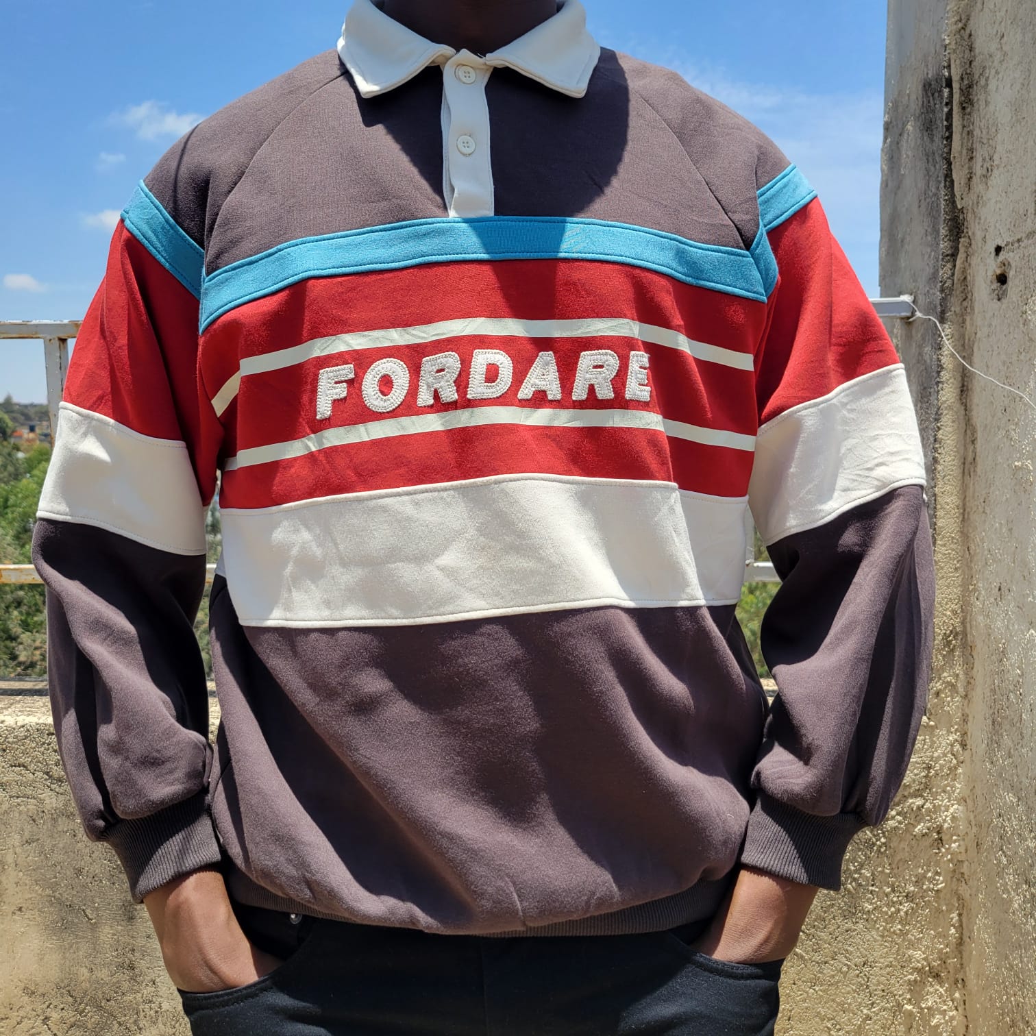 Sweat shirts